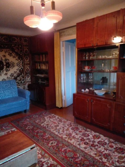 Продам 2-х комн. квартиру р-н. Площадь