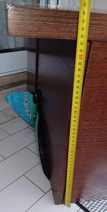 Móvel lavatório suspenso
