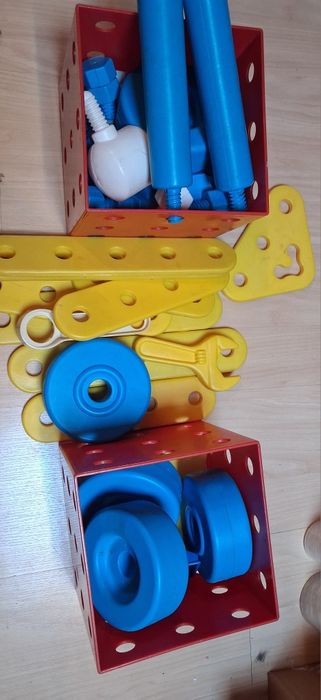 Brinquedo antigo Jura Castor Build and Play