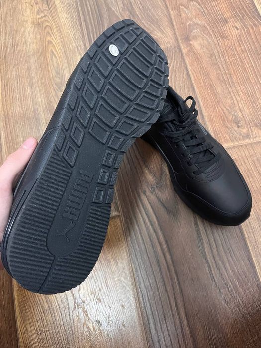 Чоловічі кросівки Puma ST Runner v4