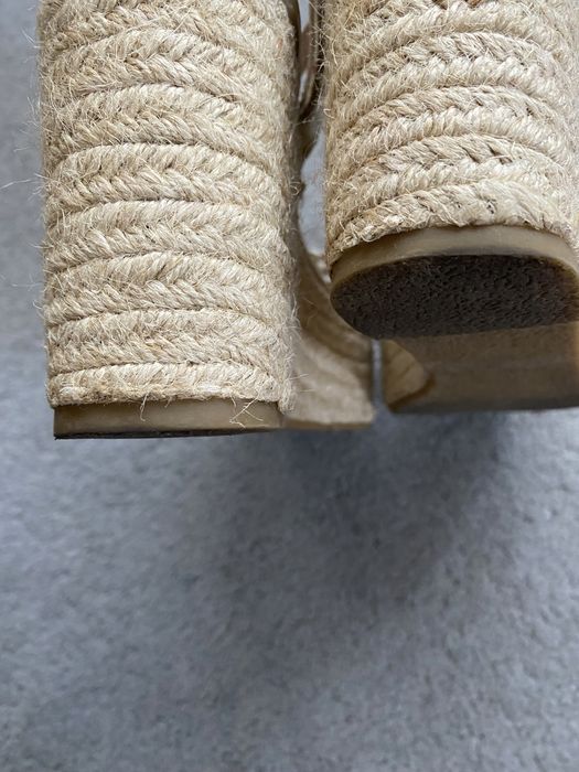 Босоніжки zara