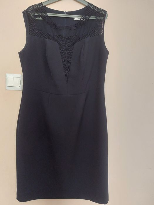 Sukienka granatowa wizytowa Vissavi rozm.44.