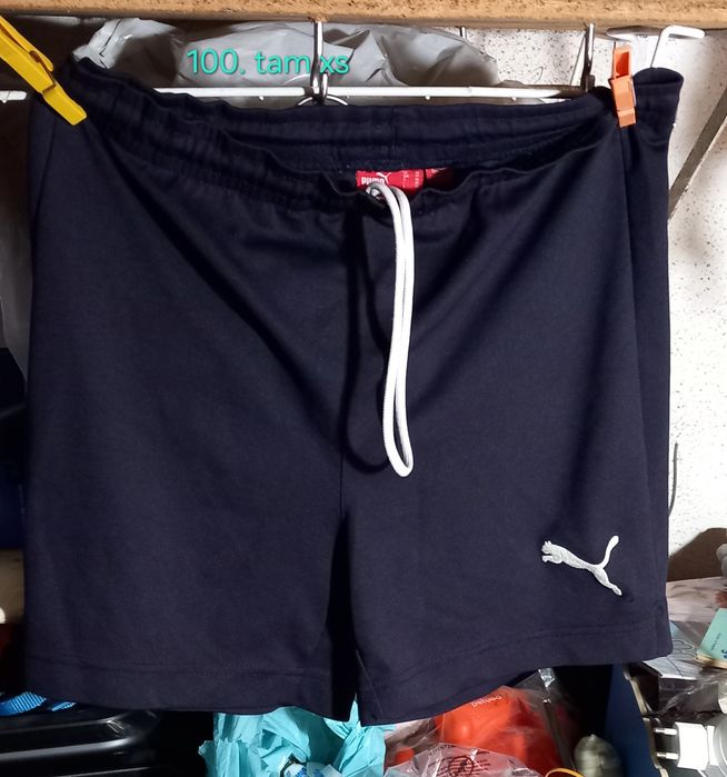 Peças roupa em boas condições 1 euro cada