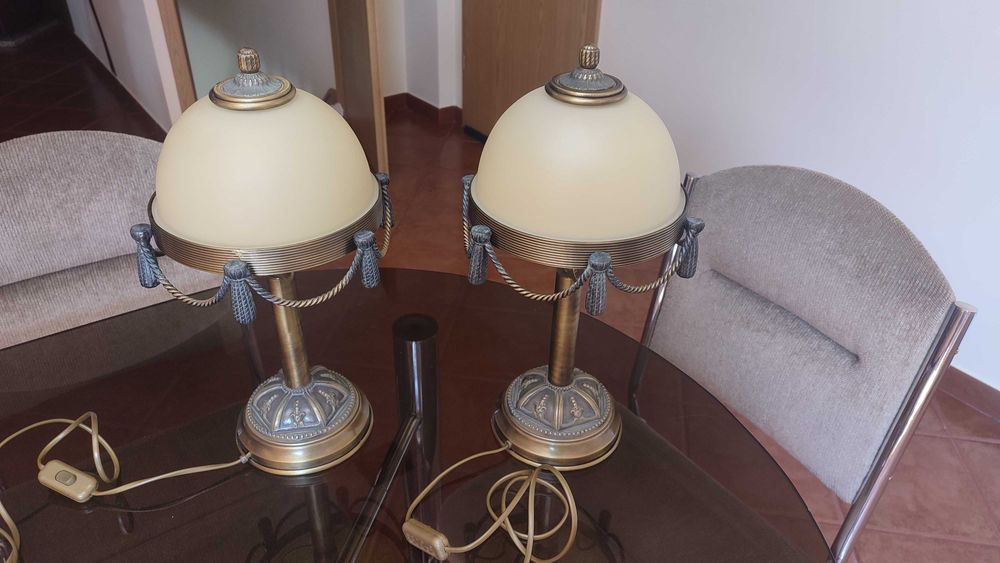 Candeeiros Mesa de Cabeceira e Teto