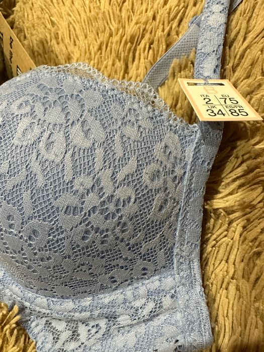 Новий ніжно блакитний бюстгалтер лифчик Tezenis 75B