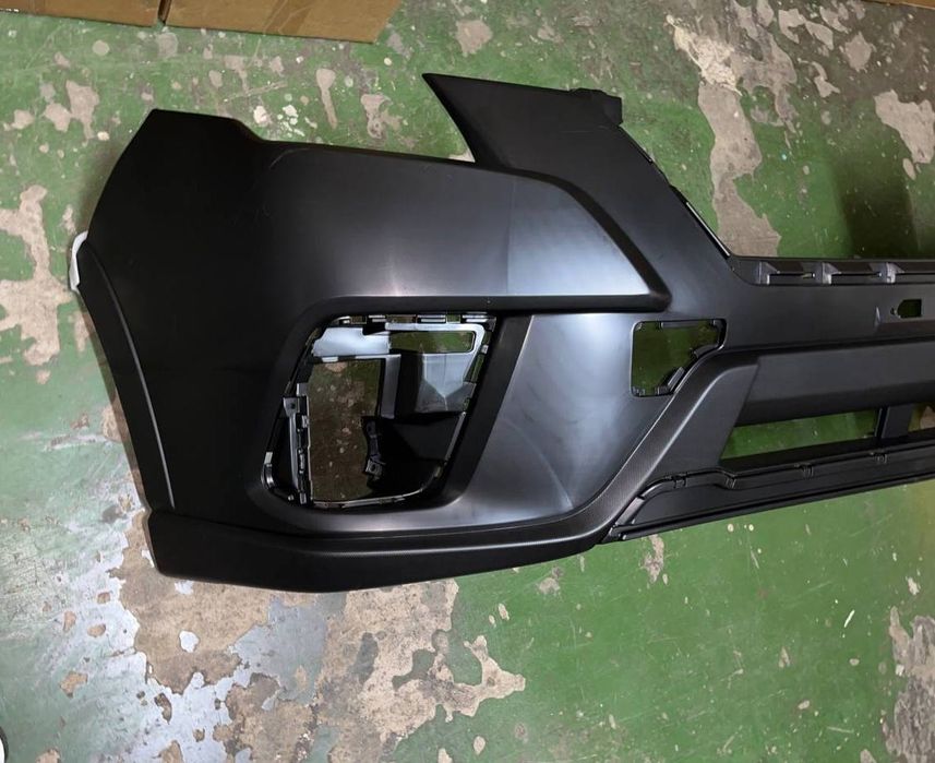 Бампер передній Subaru Forester 2022 2023 2024 2025