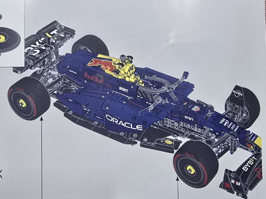 Klocki bolid f1 Oracle RED BULL Racing rb20 skala 1:8