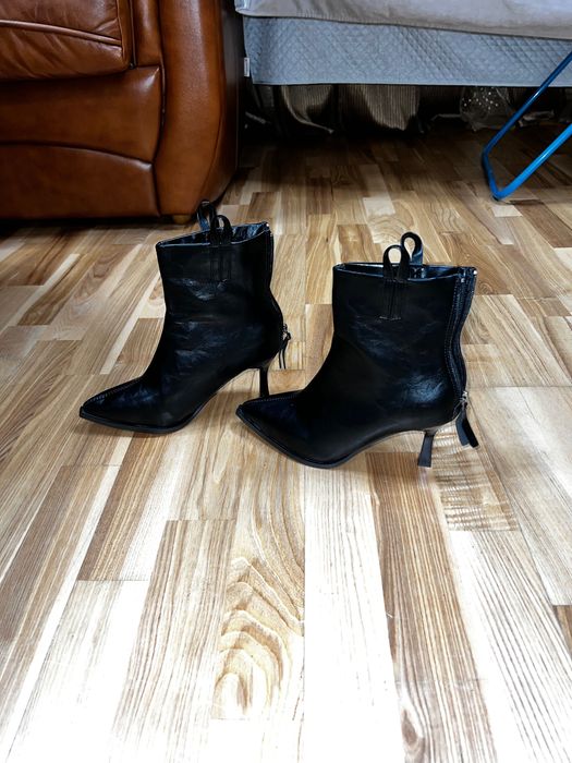 Ботільйони кожзам