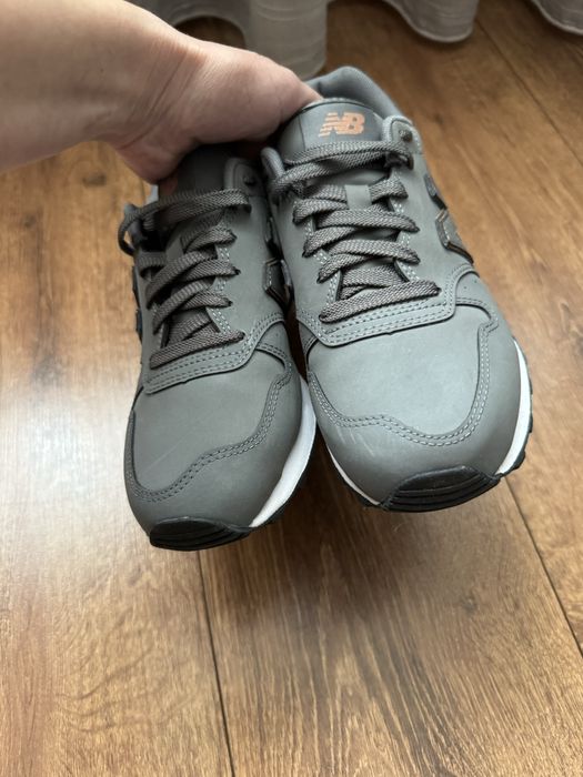 Кросівки жіночі New Balance 37.5р. 24.8см.