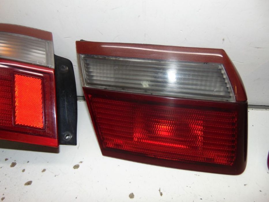 Mazda 626 farolins trás originais