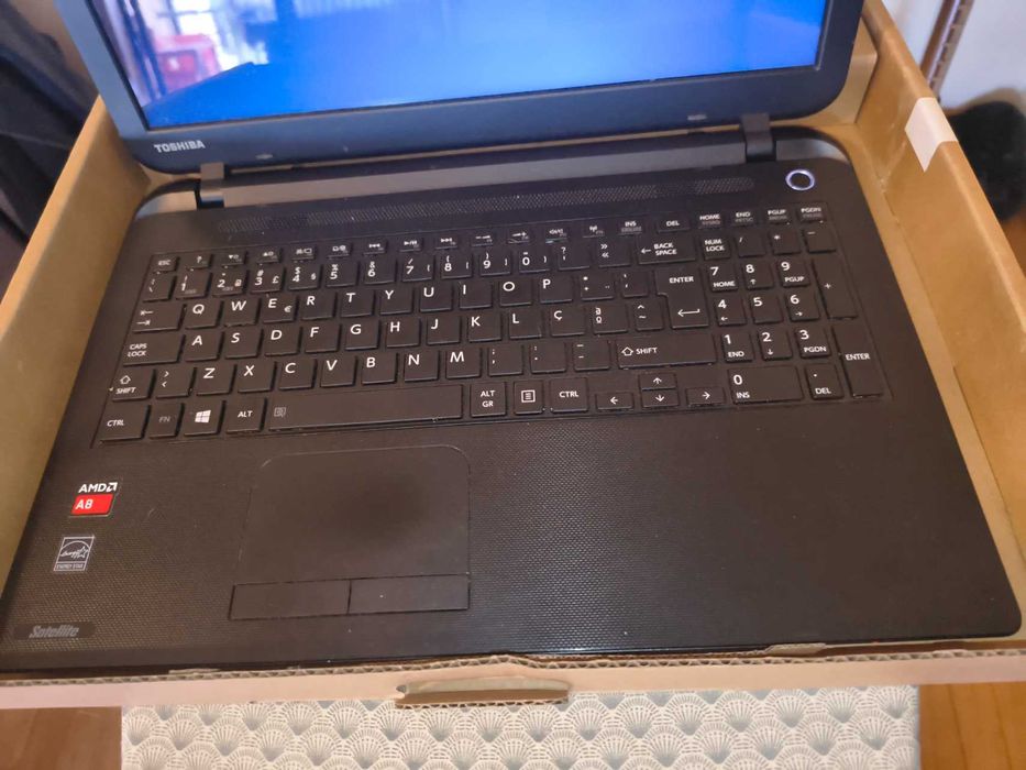 Toshiba Satellite C50D-B | Excelente estado | Ler descrição (Lento)