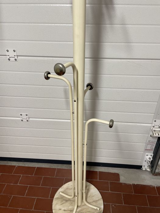 Cabide de Pe para Pendurar Roupa - Bege