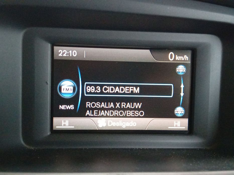 Display / ecrã de informações VOLVO V40 Hatchback