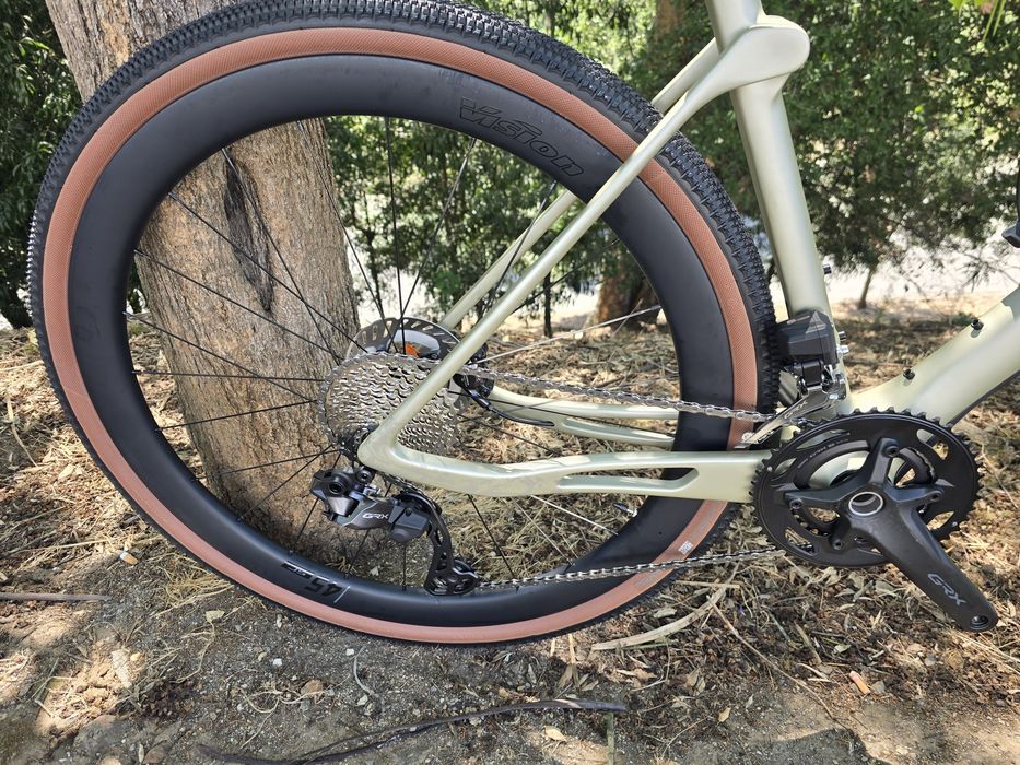 Bh gravel rodas carbono e di2 oportunidadee L