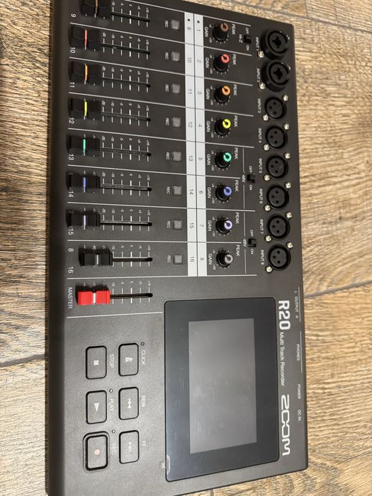 Zoom r20 mikser cyfrowy rejestrujacy