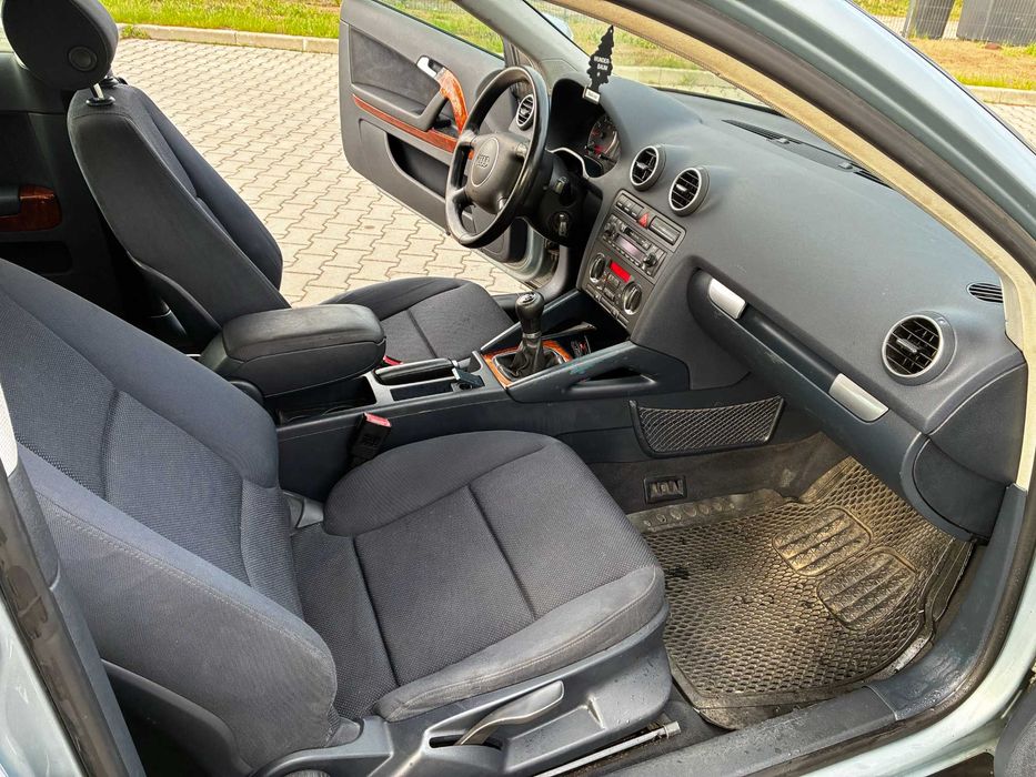 Audi a38p 2003r