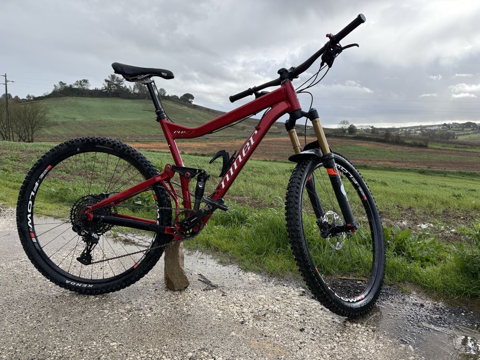 Bocicleta tamanho L revisao feita antes de ficar parada.