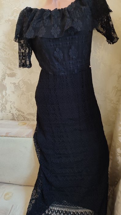 Сукня Guess чорна ажурна
