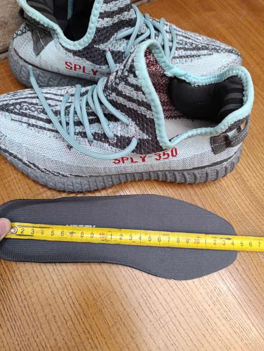Кросівки жіночі Adidas