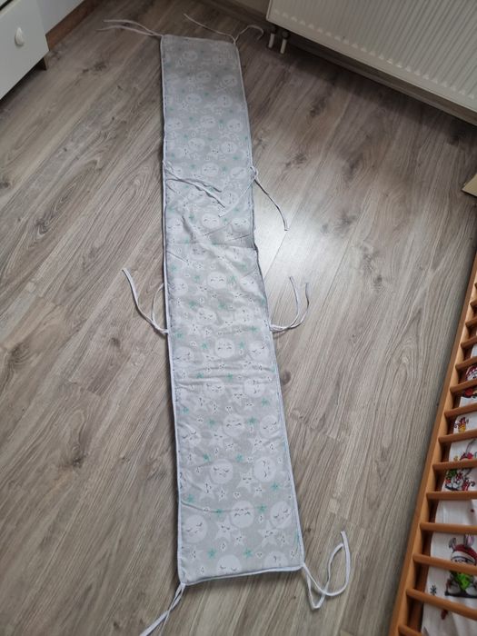 Ochraniacz na łóżeczko niemowlęce