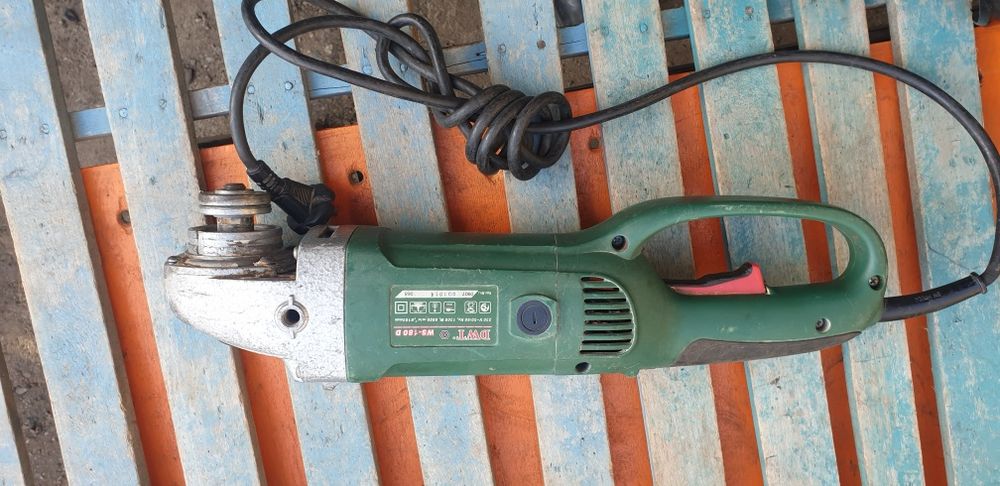 Продам болгарку "DWT" 180 круг,1300 watt
