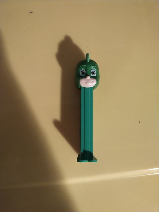Dispensador PEZ PJ Masks Gekko