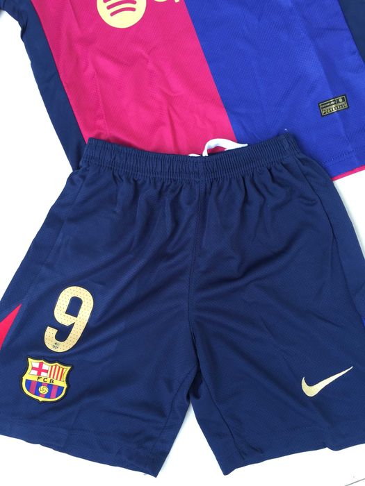 Komplety koszulek dla dzieci FCB Lewandowski HOME R.28