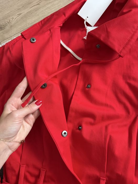 Куртка вітровка ZARA ZW Collection червона нова