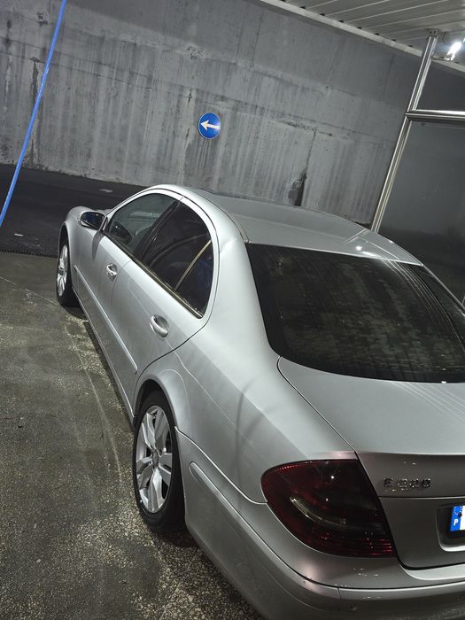 Mercedes-benz E220
