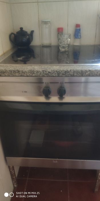 Forno da Teka em muito bom estado.