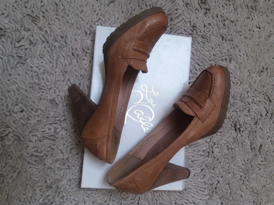 Buty na obcasie 5th Avenue 40