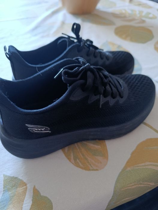Tênis senhora preto , adidas unissex