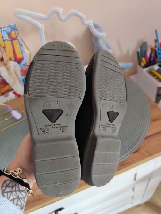 Sprzedam stajnia HH , kamizelka ,sztyblety