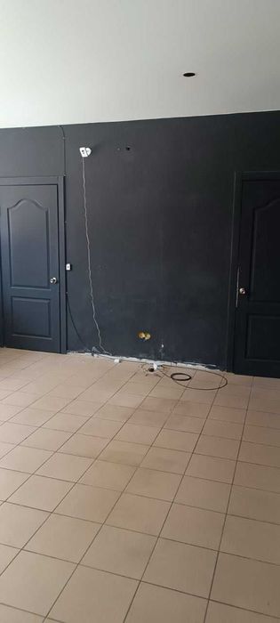 Вокзальная пл. Павильйон с водой и канализацией