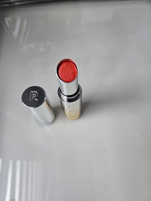 Szminka Dramalips Glassy, Rabanne Makeup 927 Safe Word