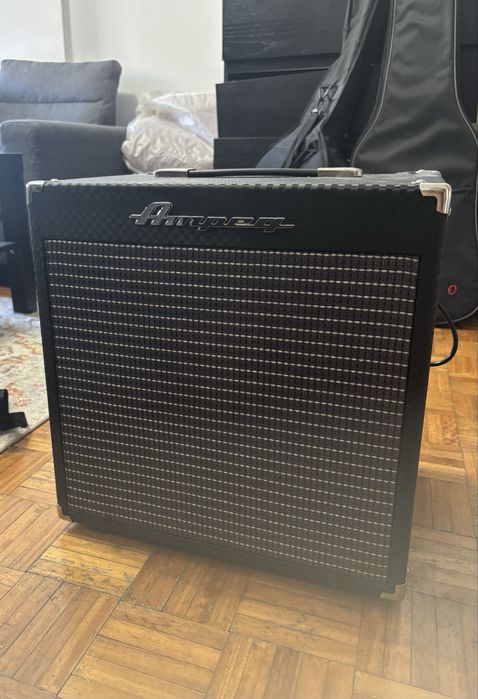 Ampeg Rocket Bass RB - 108