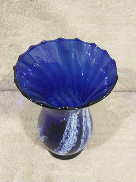 Piękny Wazon Kobaltowy.Huta Szkła Krosno