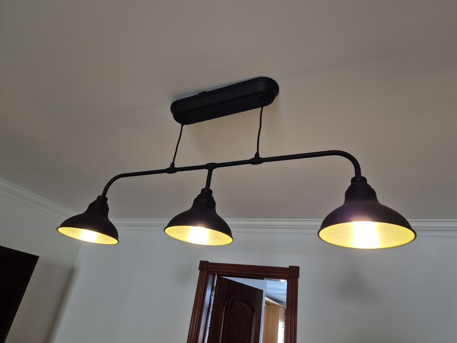 Candeeiro de teto 3 lâmpadas - IKEA , modelo AGUNNARYD