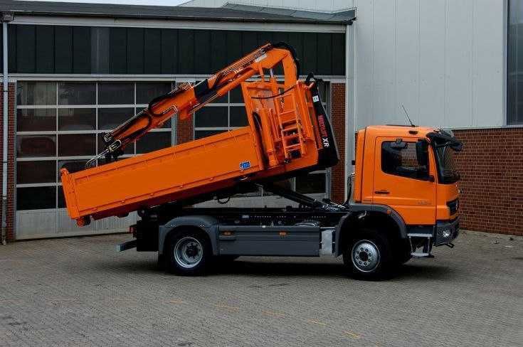 Кран-маніпулятор. Манипулятор зі спеціалістами. Київ, Киев