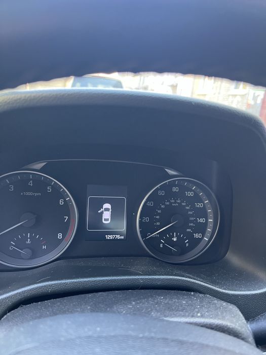 Автомобіль Hyndai