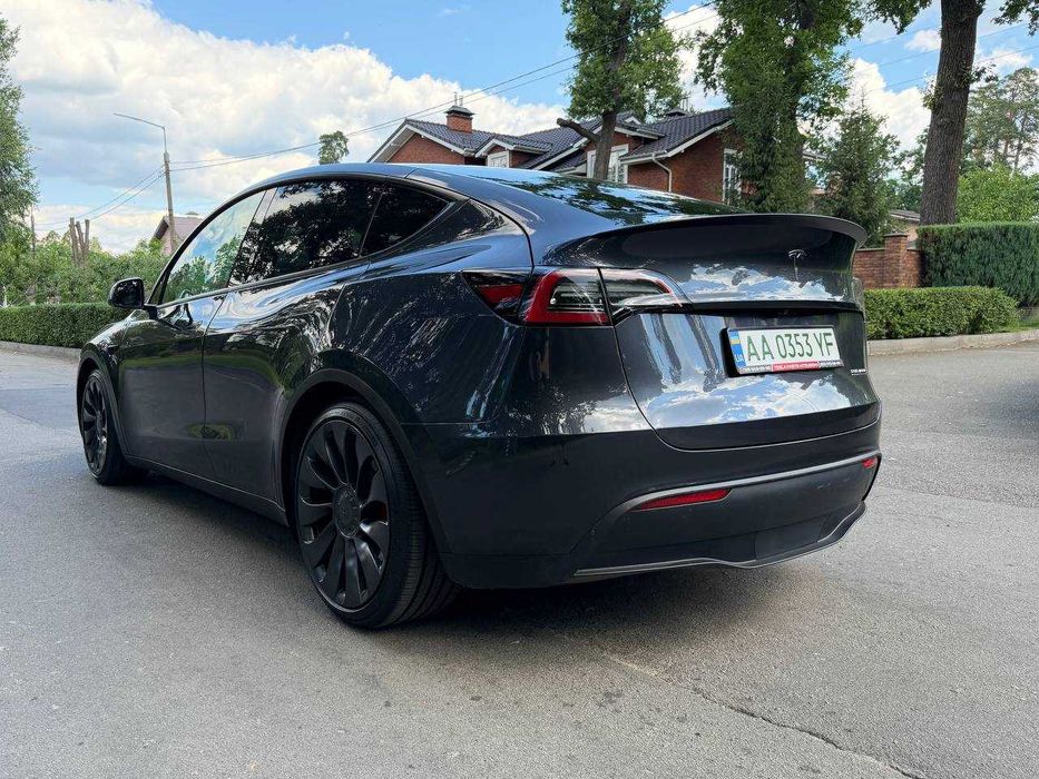 Tesla Model Y 2024 VIN 7SAYGDEF6RA291217 фото оголошення 11 з 24