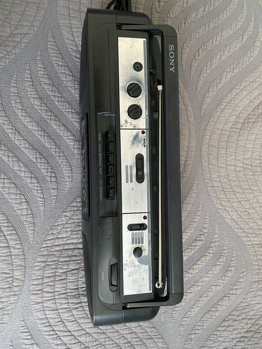 Магнитола Sony CFS-201L