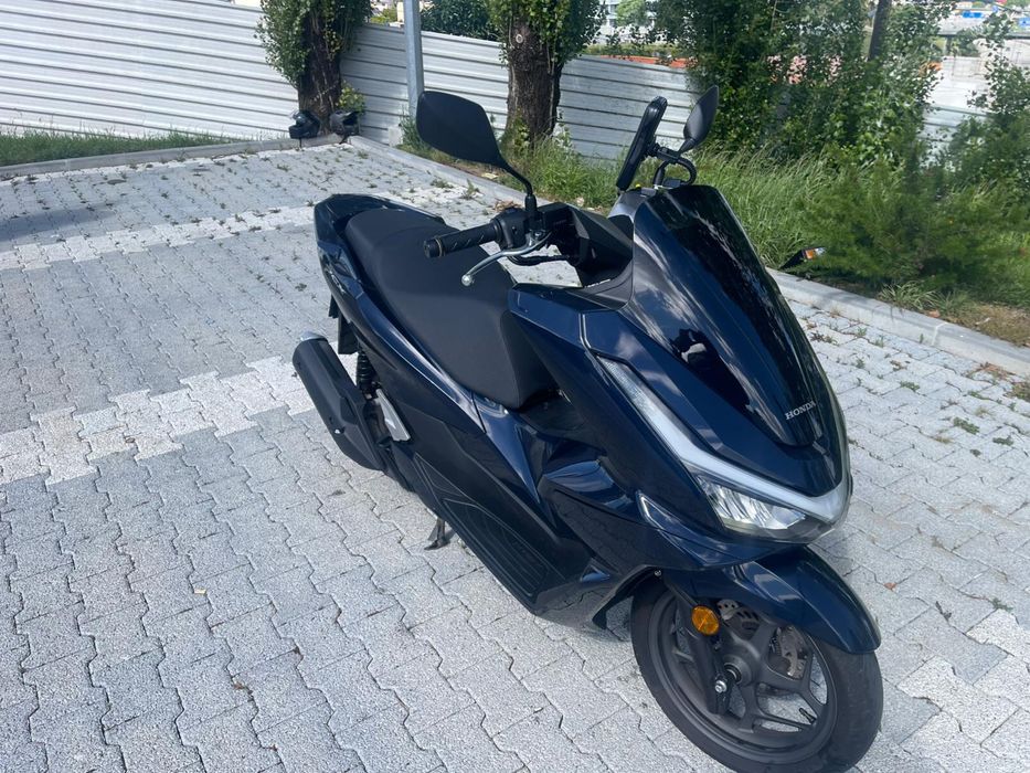 PCX disponivel para aluguel