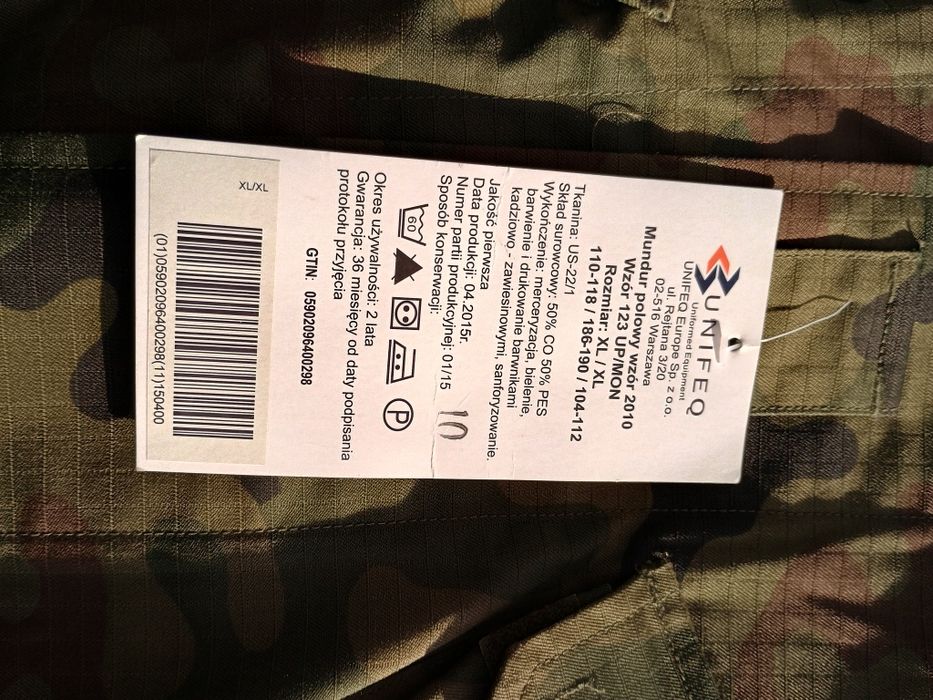 Mundur wojskowy polowy