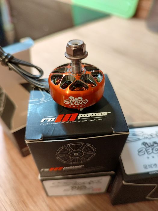 Smoox 2306 Plus 1880 KV - silniki Rcinpower silnik dron