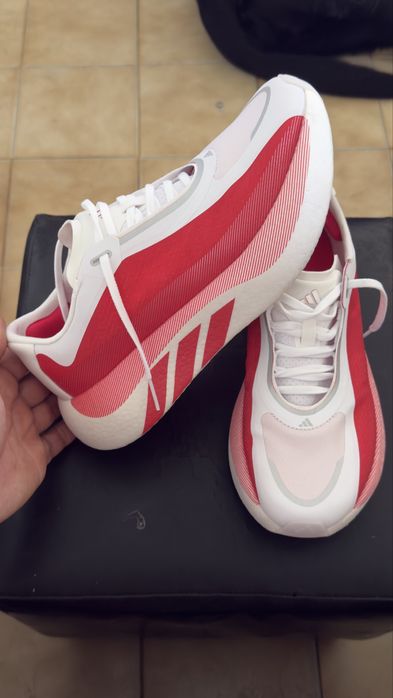 ADIDAS Hyperboost  Edge – como novas!