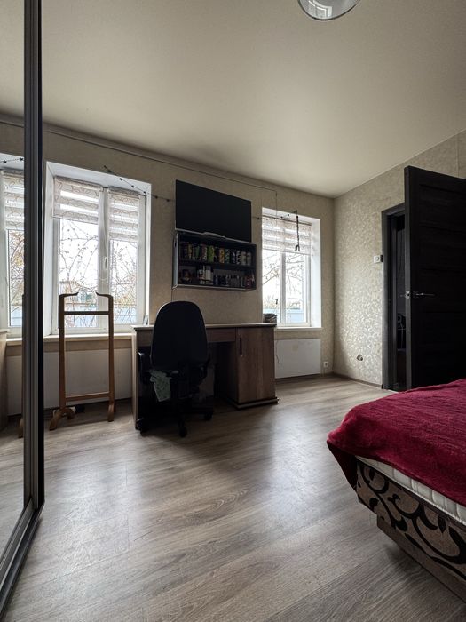 Продаж частини будинку в районі Олексіївки