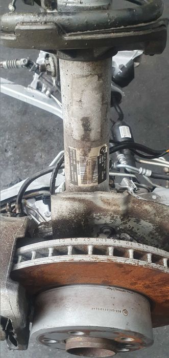 Amortyzator sprężyna zwrotnica prawy przód BMW E65 Siedlce