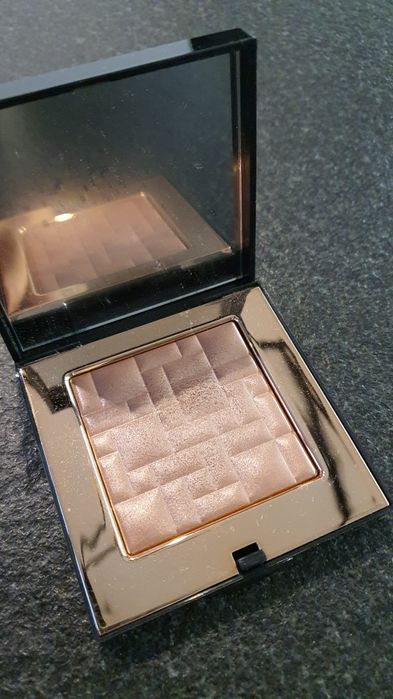 bobbi brown illuminating bronzing powder telluride puder