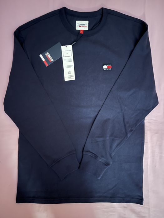Wyprzedaż Longsleeve męski Tommy Jeans.